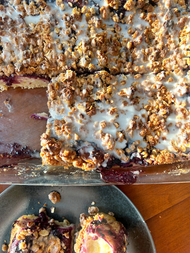 blueberry crumble bead in a baking dish